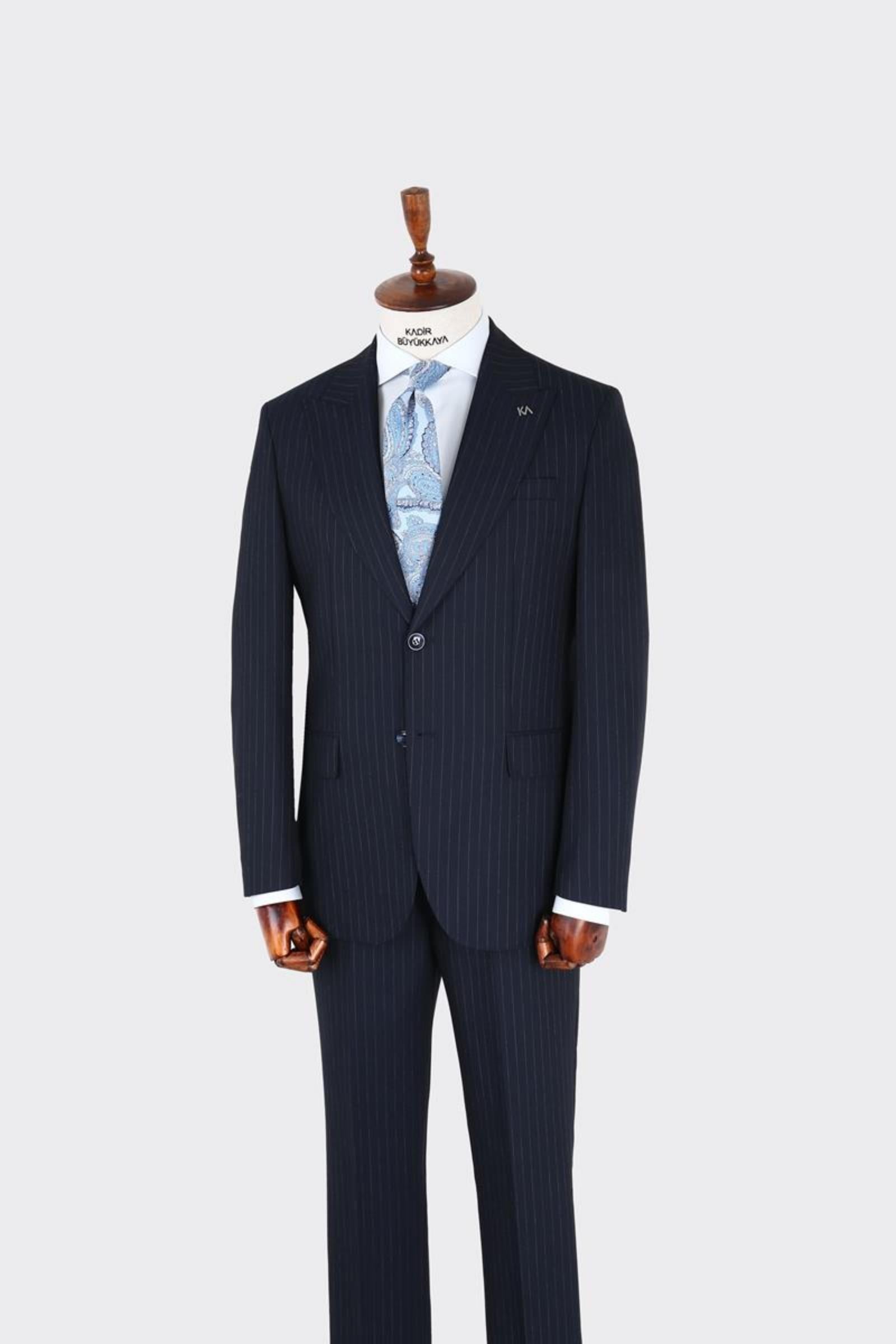 Erkek Kırlangıç Yaka İki Düğmeli  Takım Elbise-KAX1327W