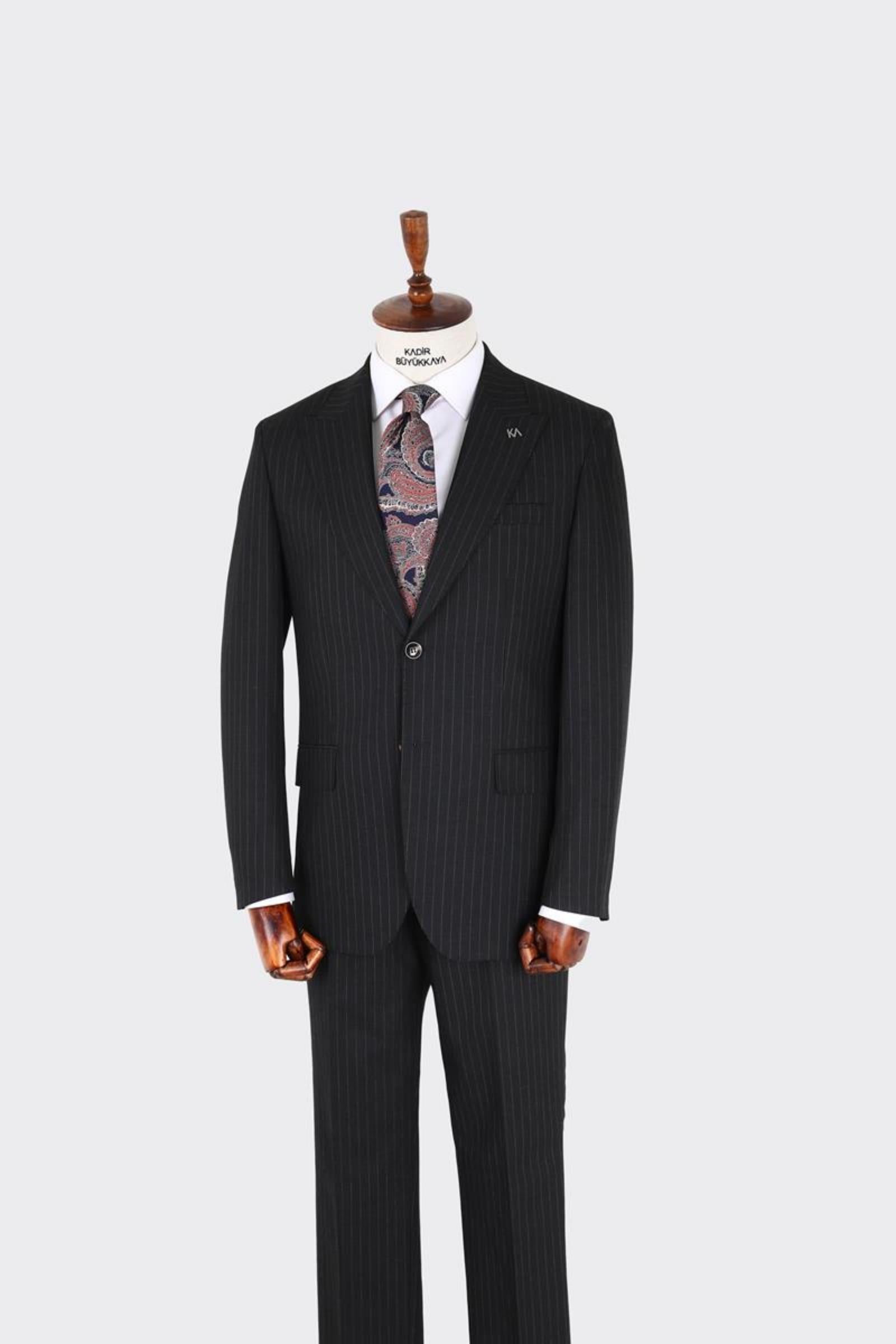 Erkek Kırlangıç Yaka İki Düğmeli  Takım Elbise-KAX1327W