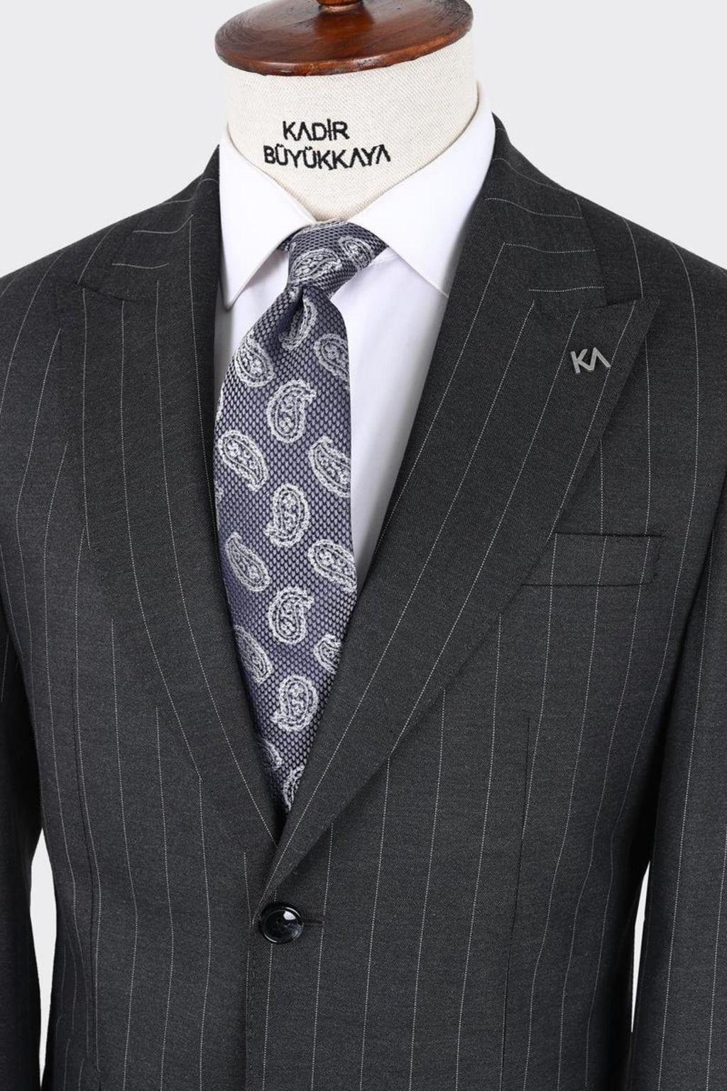 Erkek Kırlangıç Yaka İki Düğmeli  Takım Elbise-KAX1338W