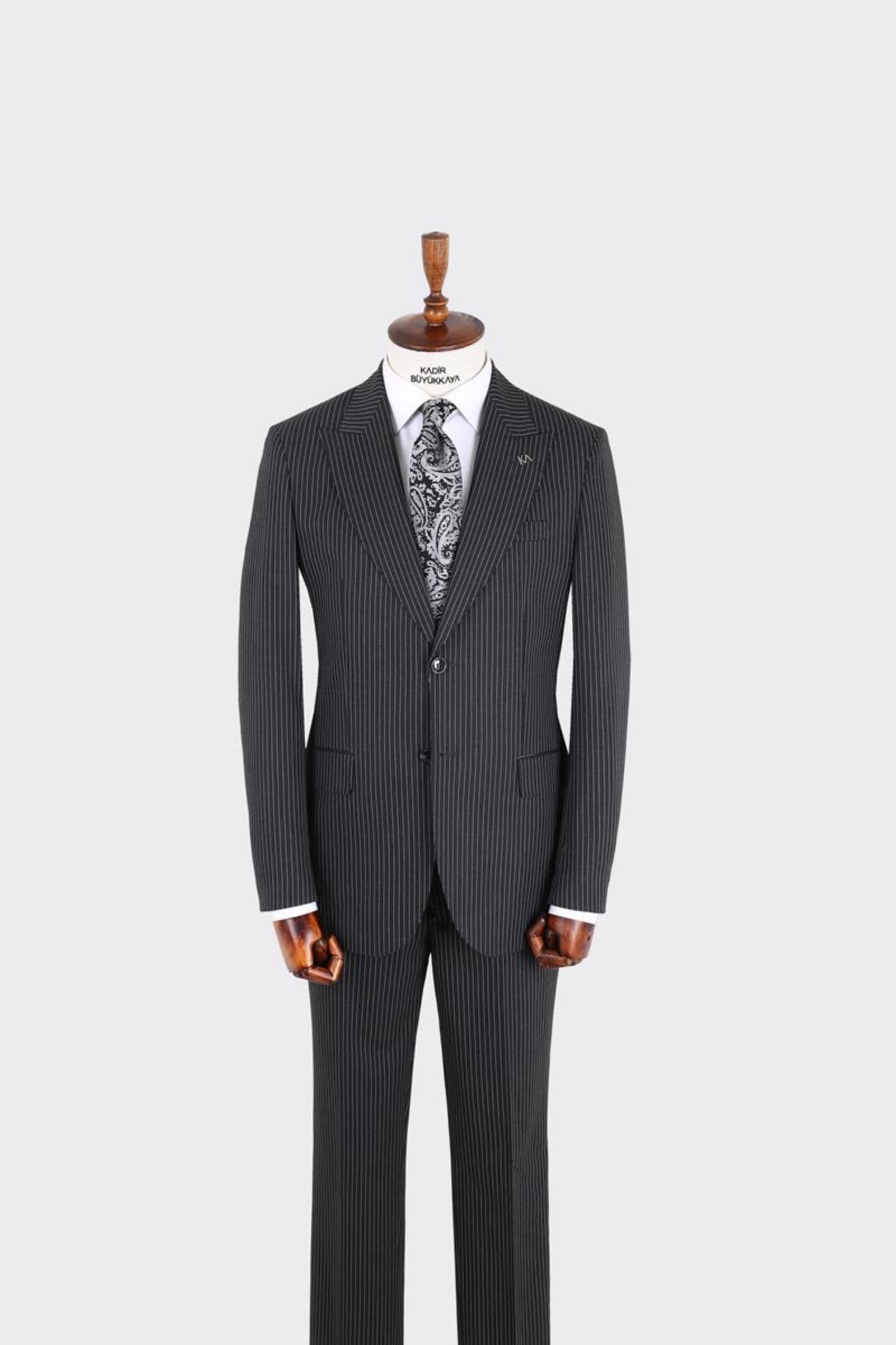 Erkek Kırlangıç Yaka İki Düğmeli  Takım Elbise-KAX1329W