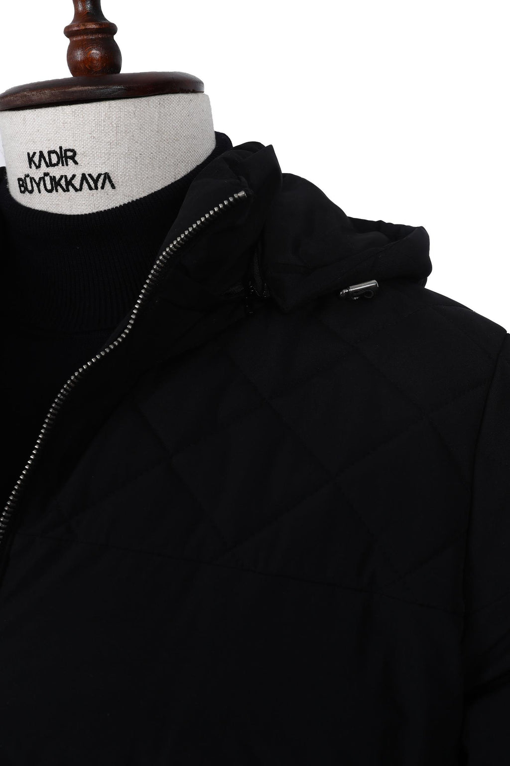 Kışlık Kapüşonlu Modern Erkek Mont - Dayanıklı Polyester Kumaş-KAV9102W