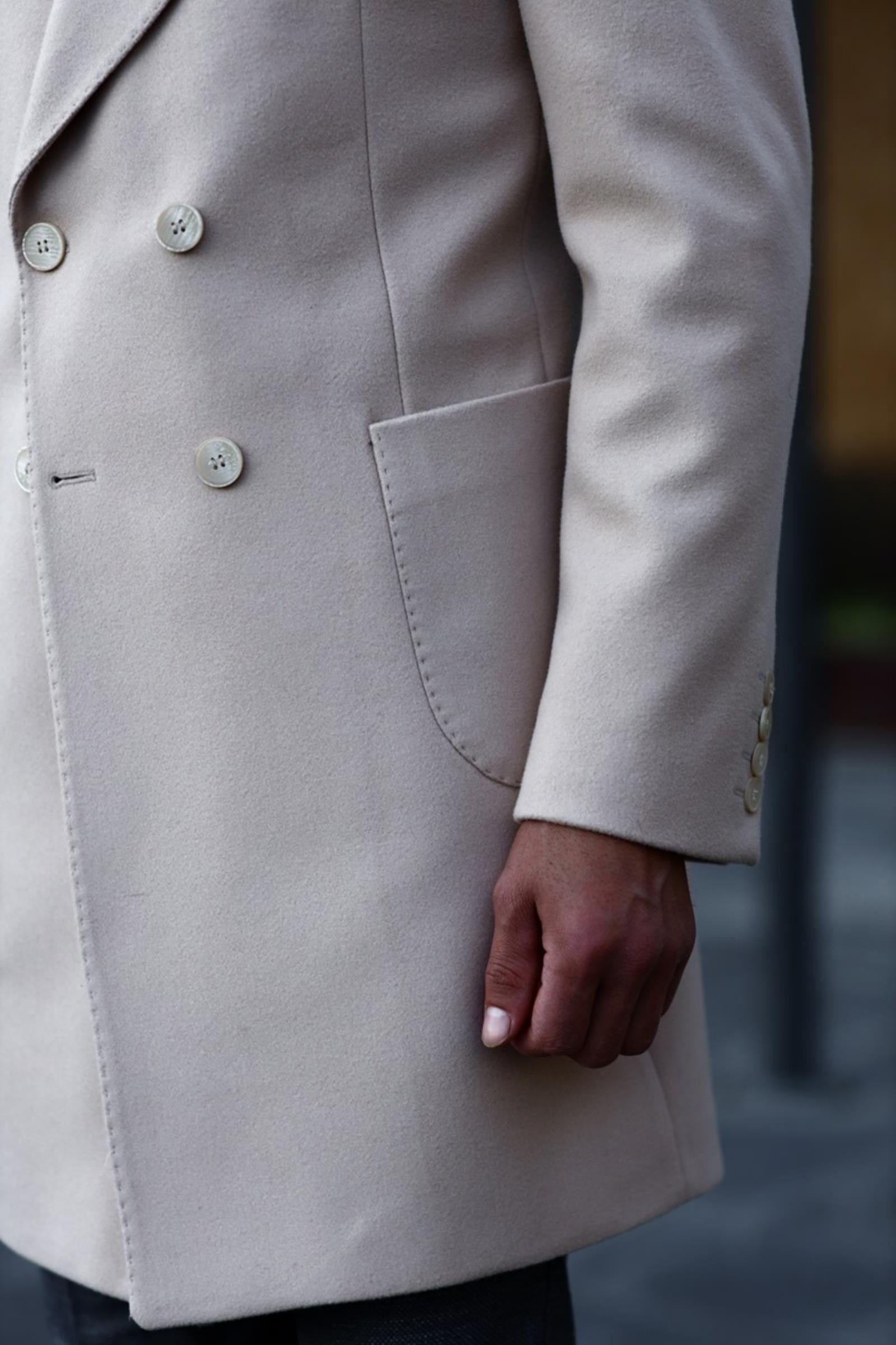 Şık Kruvaze Yaka Erkek Kaban - Yün ve Polyester Karışımı-KAV7201W