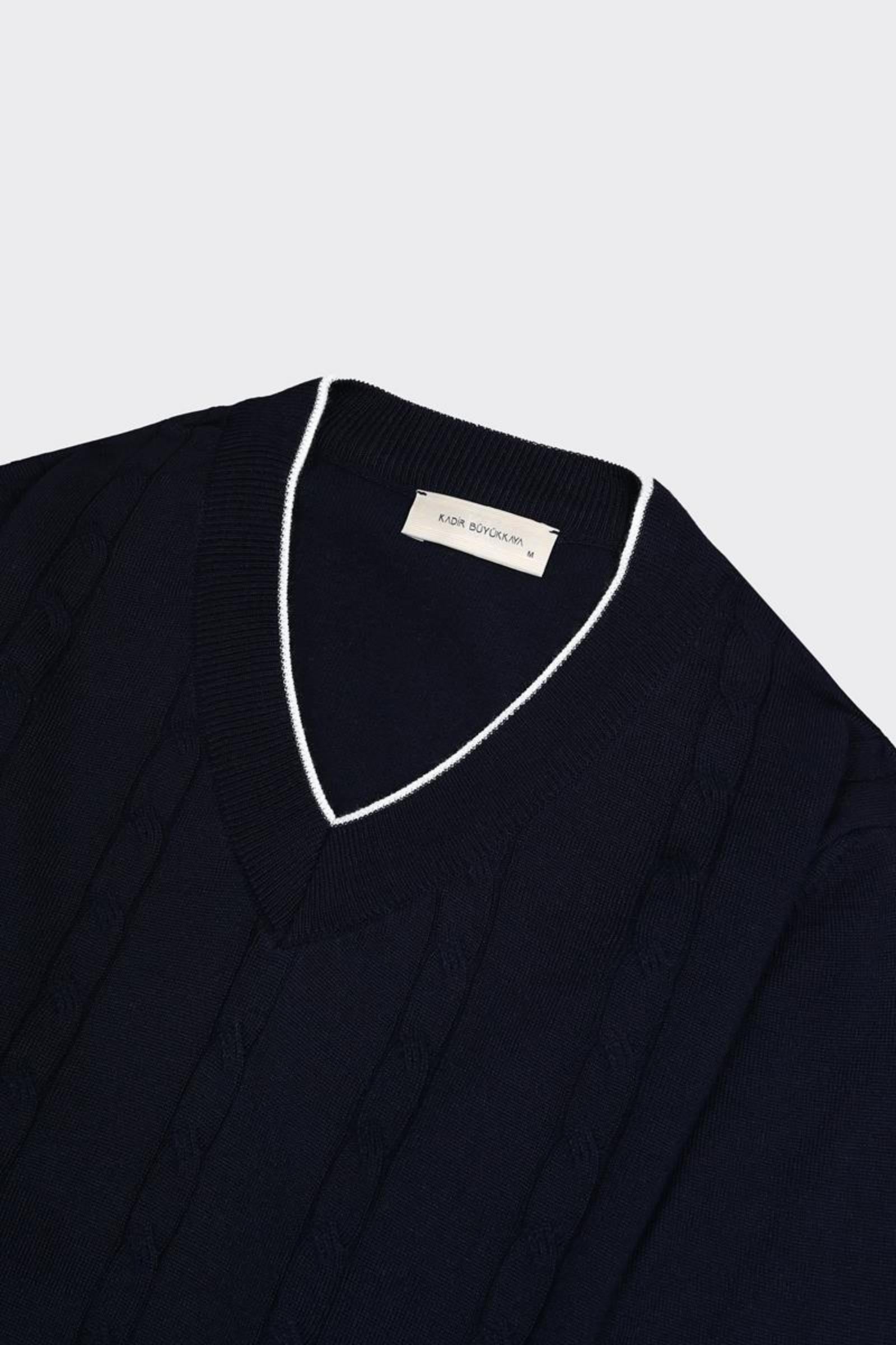 Erkek V Yaka Triko